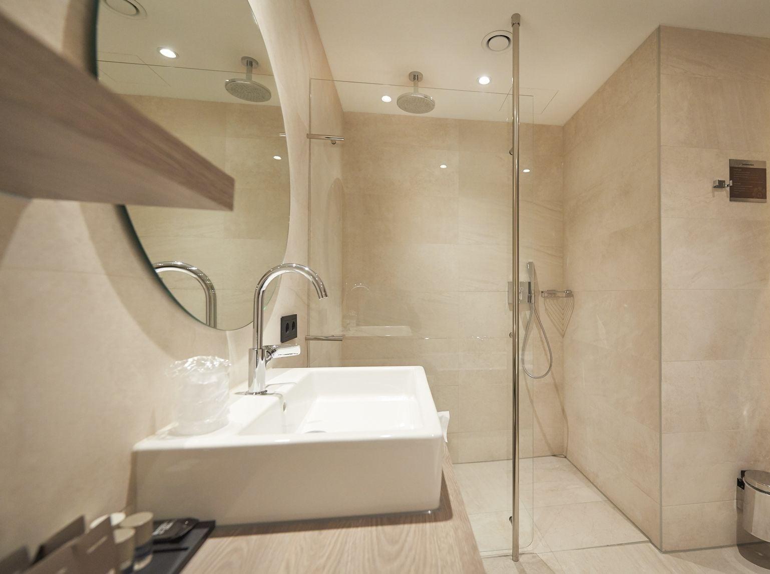 Van Der Valk Hotel Леуварден Екстер'єр фото